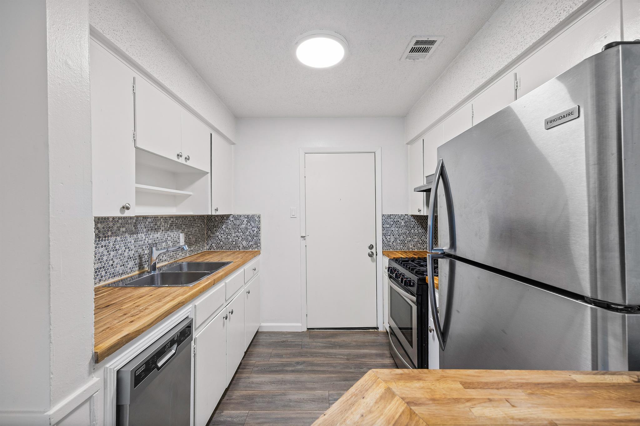 11301 Oakwood Drive Austin TX 78753