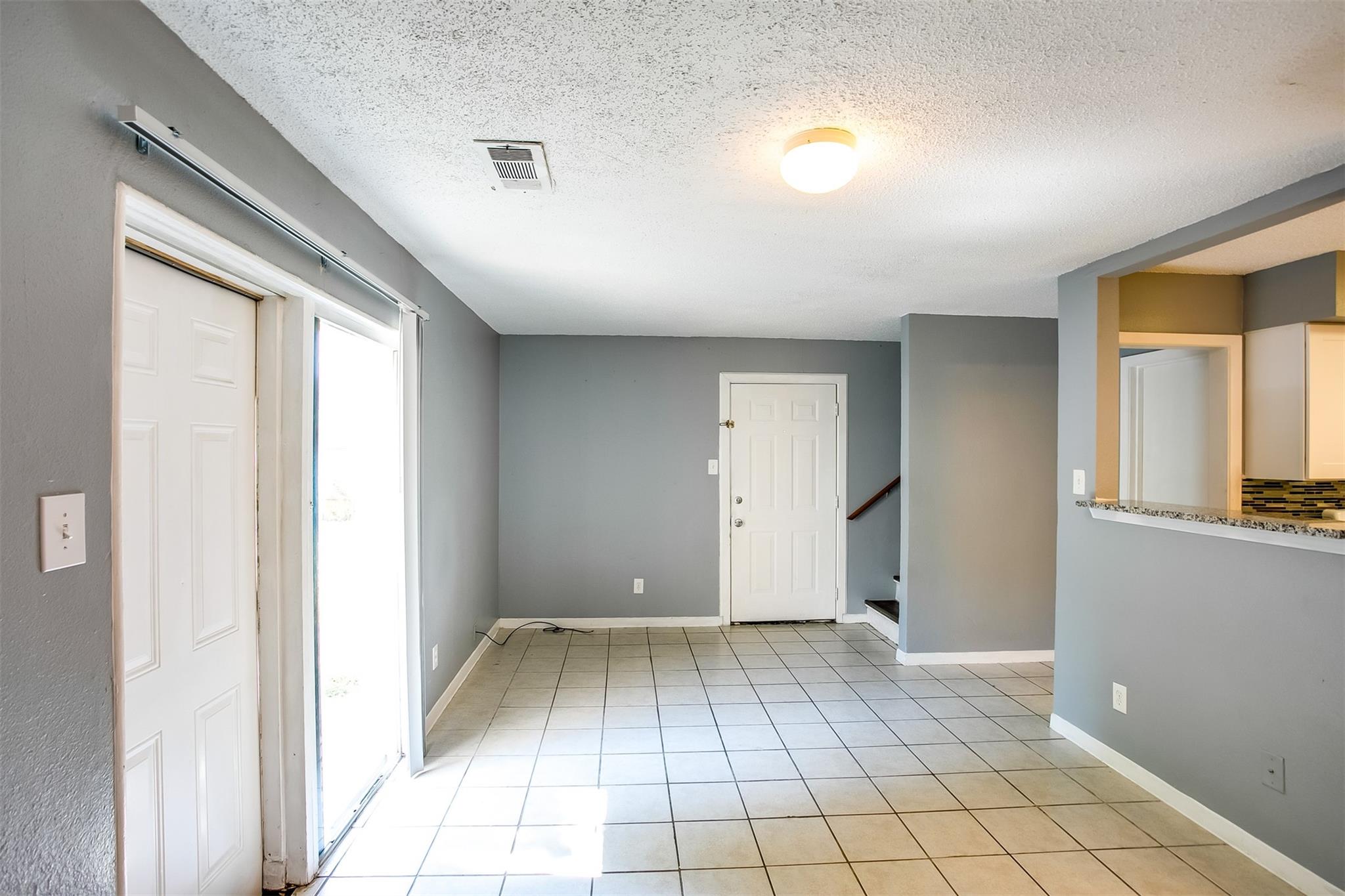 2215 Mission Hill Circle Austin TX 78741