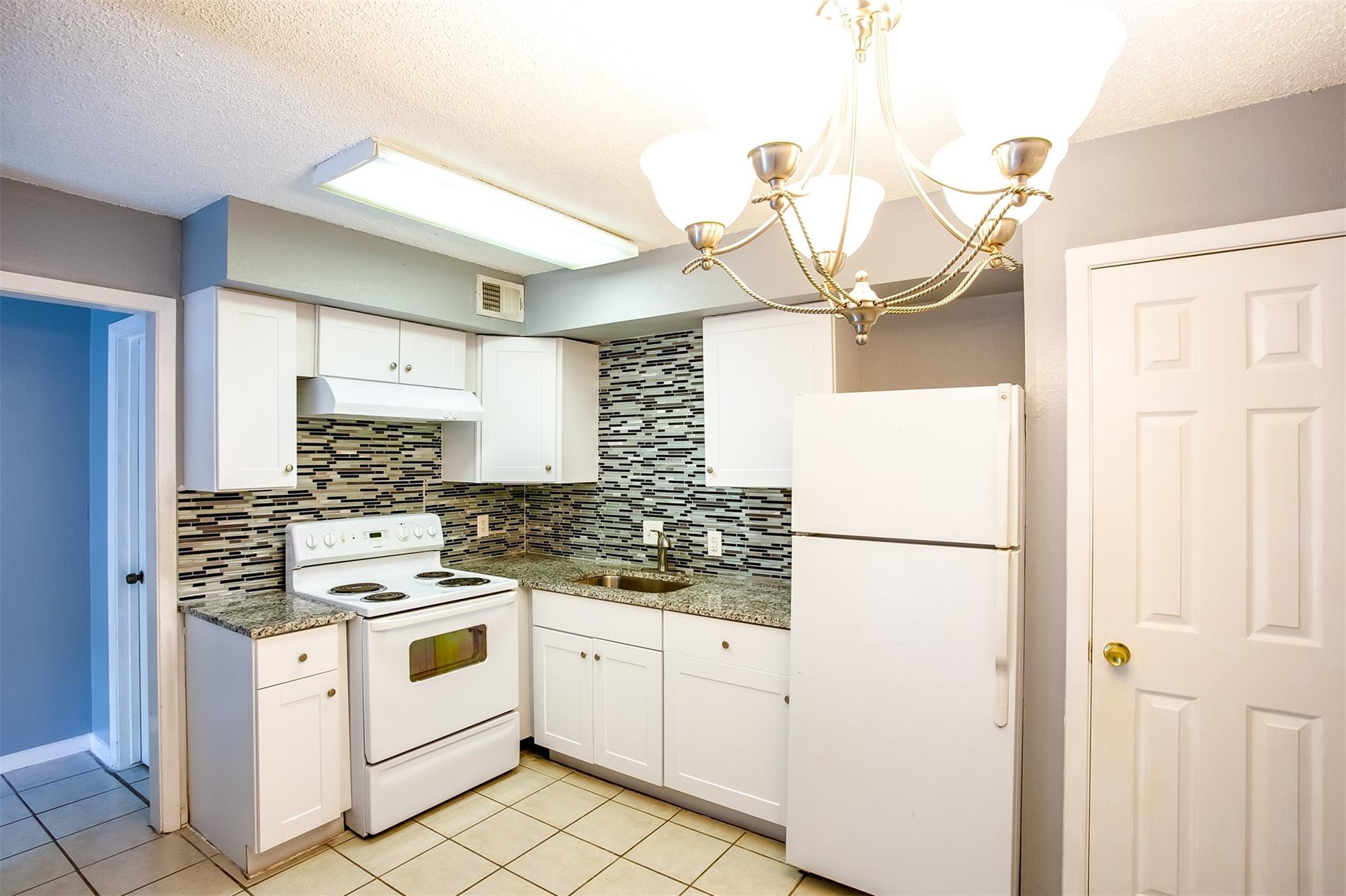 2215 Mission Hill Circle Austin TX 78741