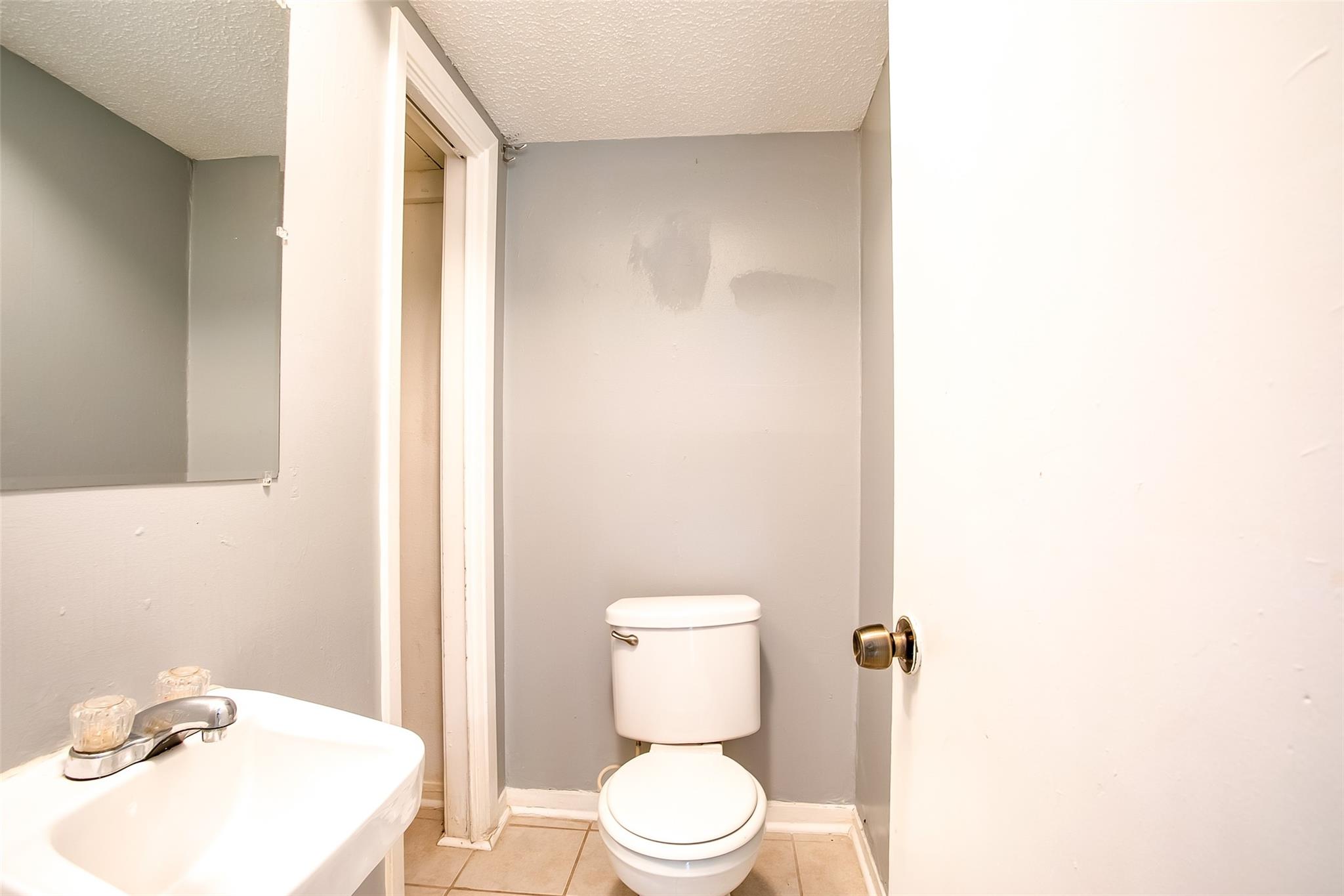 2215 Mission Hill Circle Austin TX 78741