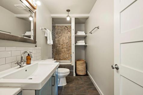 1211 Alexander Avenue Austin TX 78702