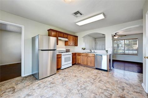 11724 Gemmer Street Del Valle TX 78617