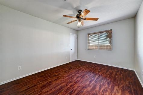 11724 Gemmer Street Del Valle TX 78617