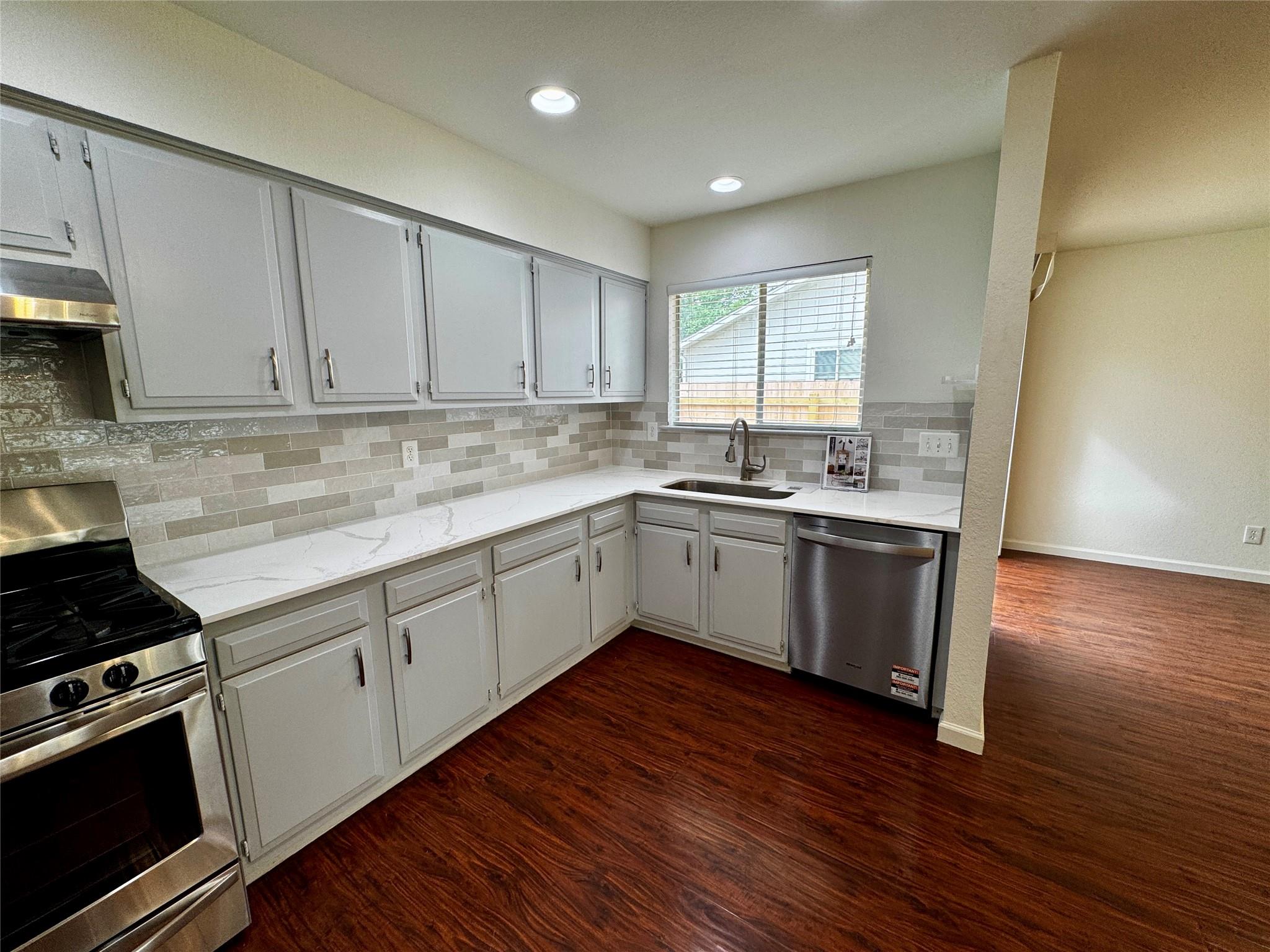 11215 Slippery Elm Trail Austin TX 78750