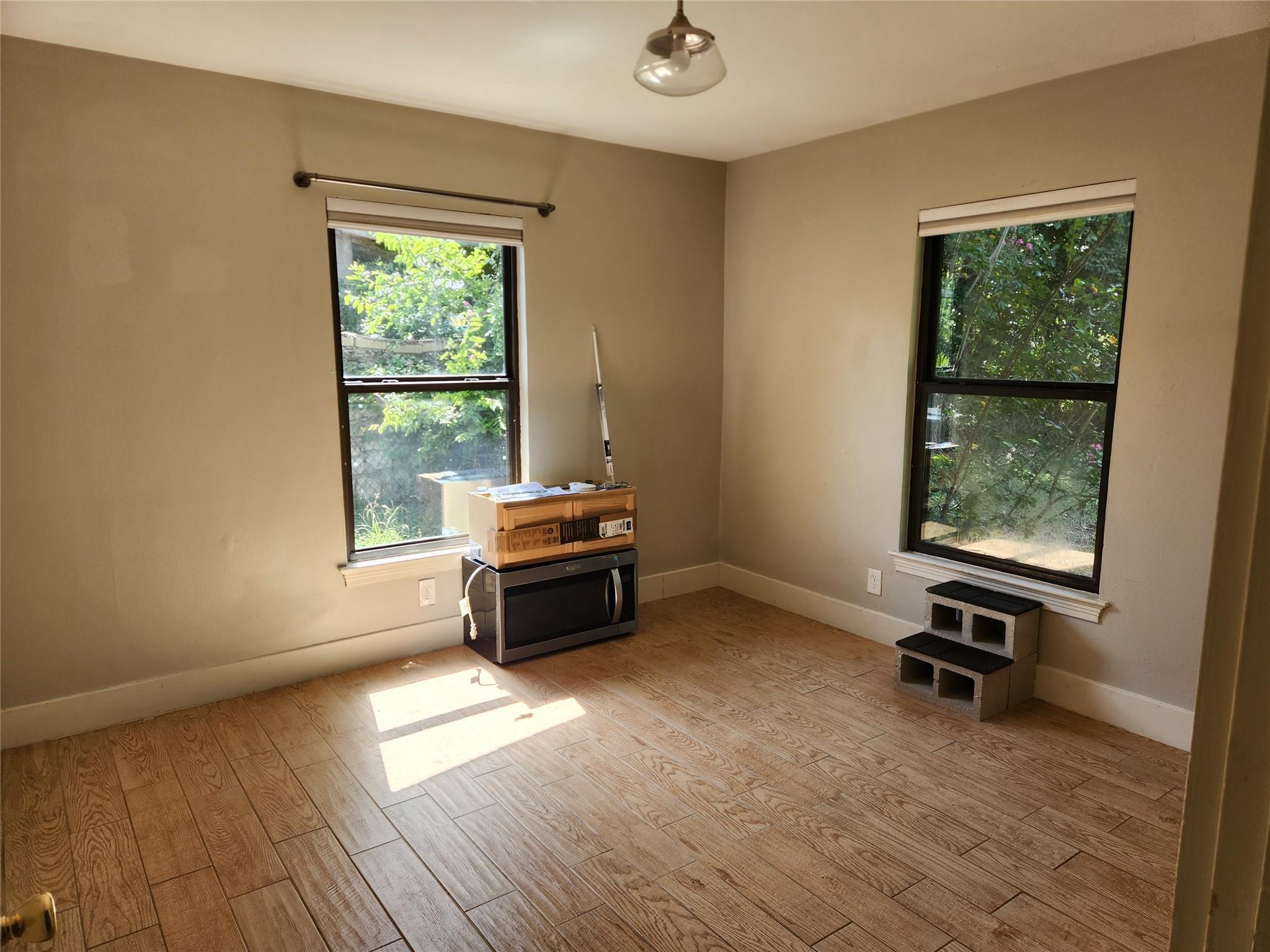 4409 Leslie Avenue Austin TX 78721