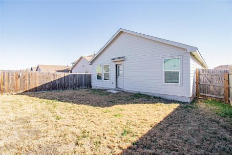 5812 San Geronimo Seguin TX 78155