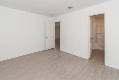 5812 San Geronimo Seguin TX 78155