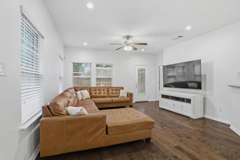 2304 S Lakeline Boulevard Cedar Park TX 78613