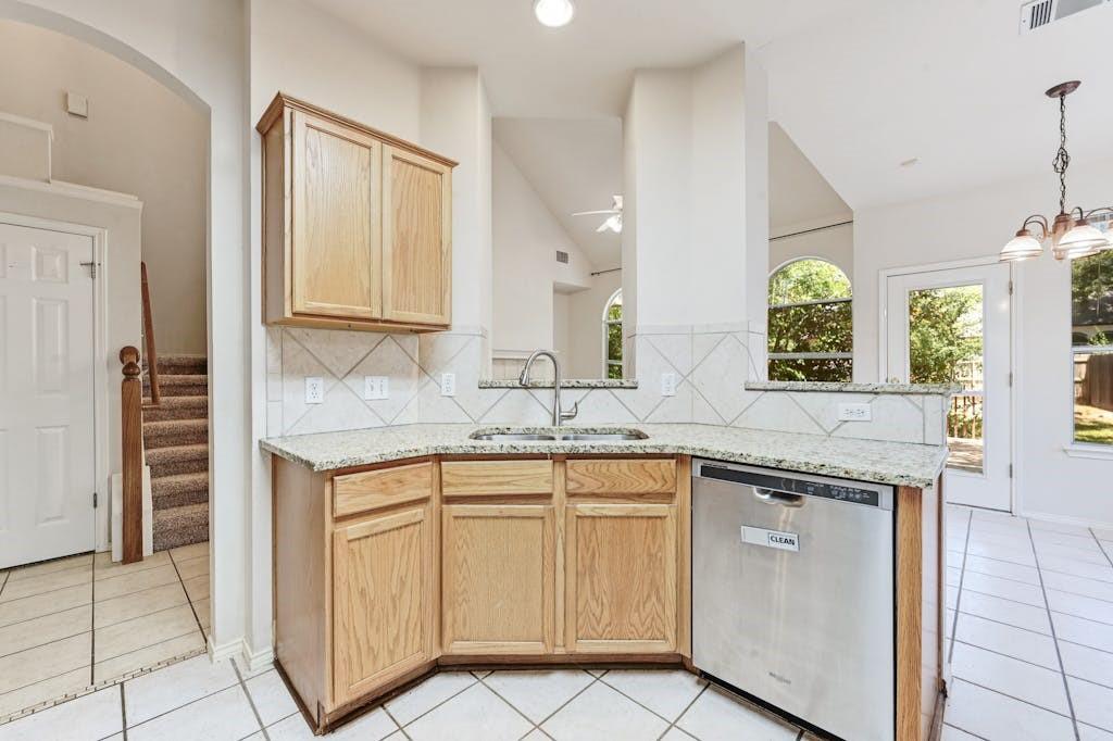 10216 Snapdragon Drive Austin TX 78739
