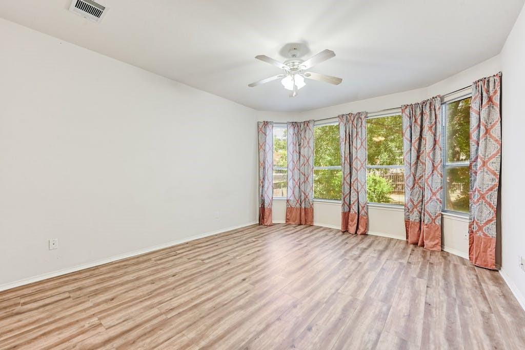 10216 Snapdragon Drive Austin TX 78739