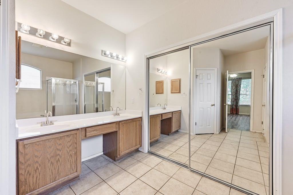 10216 Snapdragon Drive Austin TX 78739