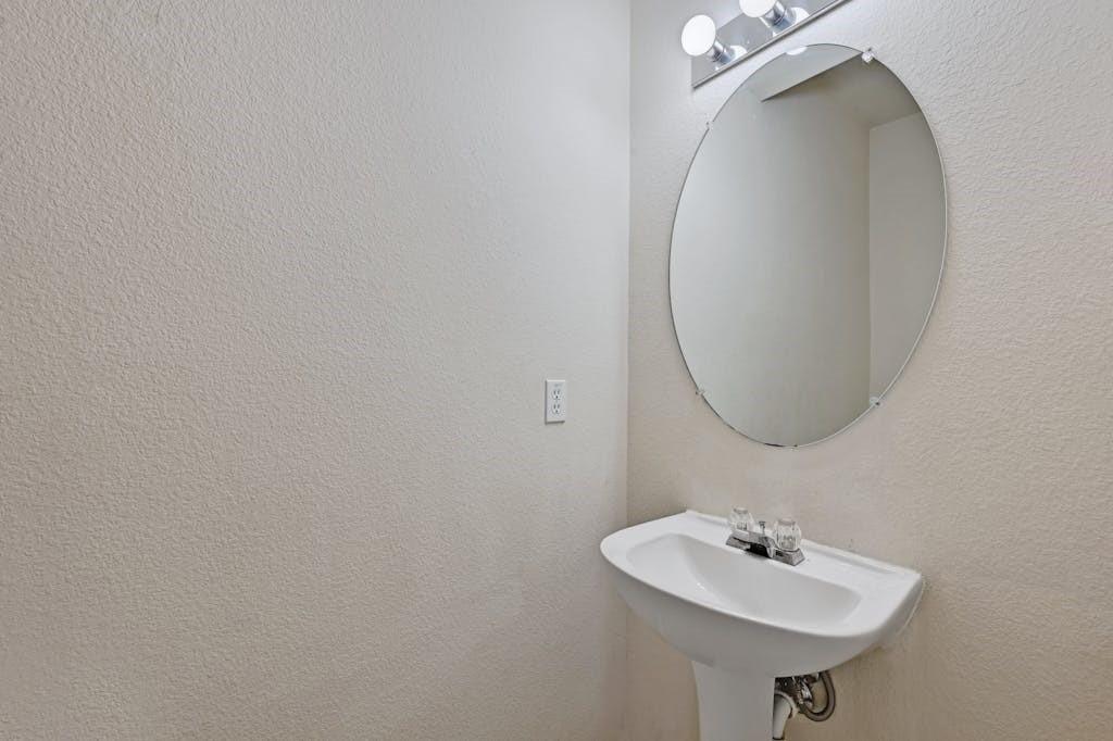 10216 Snapdragon Drive Austin TX 78739