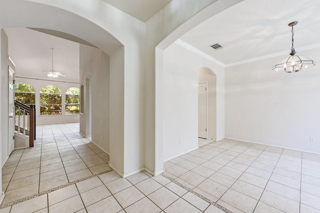 10216 Snapdragon Drive Austin TX 78739
