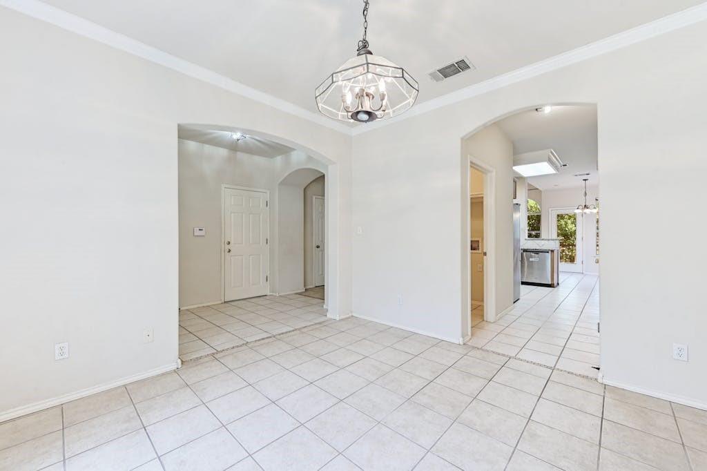 10216 Snapdragon Drive Austin TX 78739