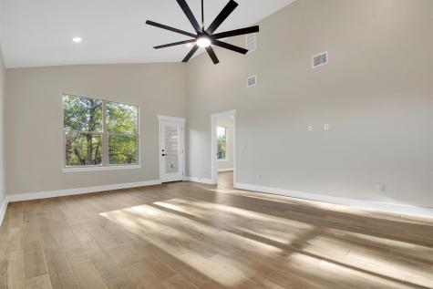 151 Kawainui Lane Bastrop TX 78602