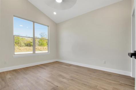 151 Kawainui Lane Bastrop TX 78602