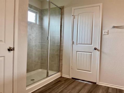 124 Marcel Court Taylor TX 76574