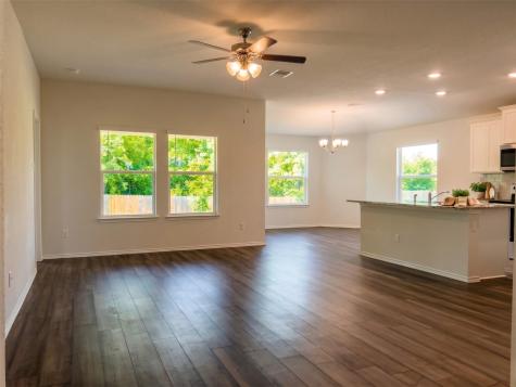 124 Marcel Court Taylor TX 76574