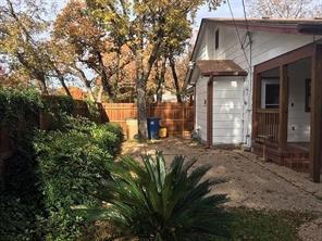 2415 W 10th Street Austin TX 78703