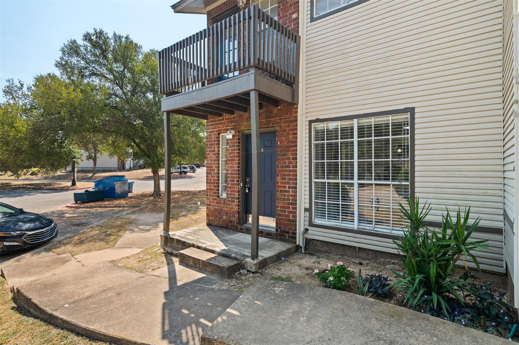 1806 River Crossing Cr Circle Austin TX 78741