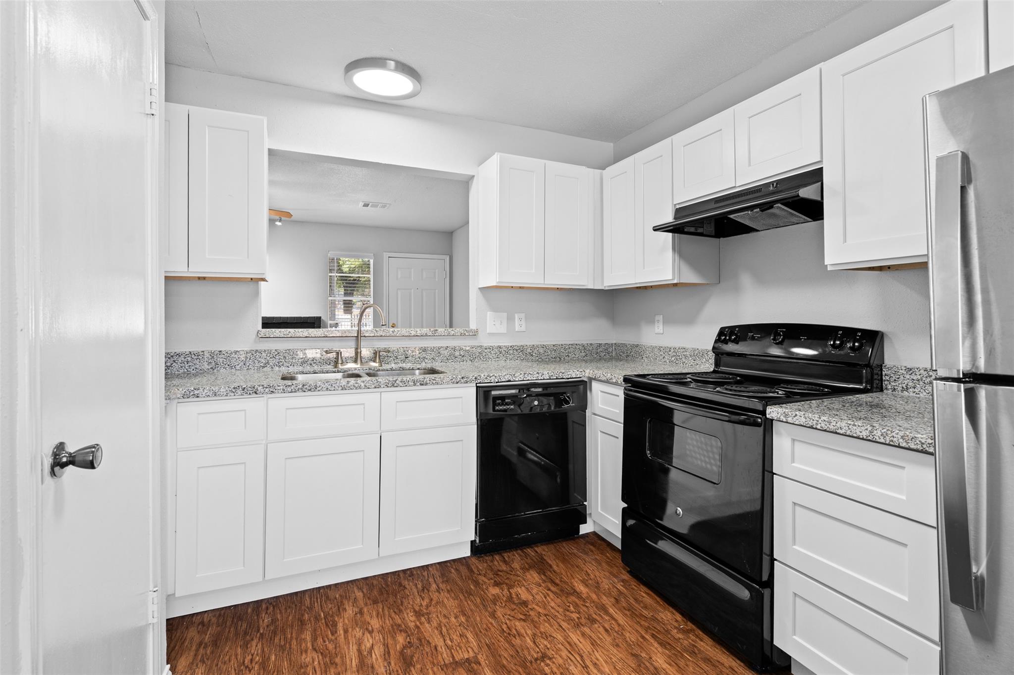 1806 River Crossing Cr Circle Austin TX 78741