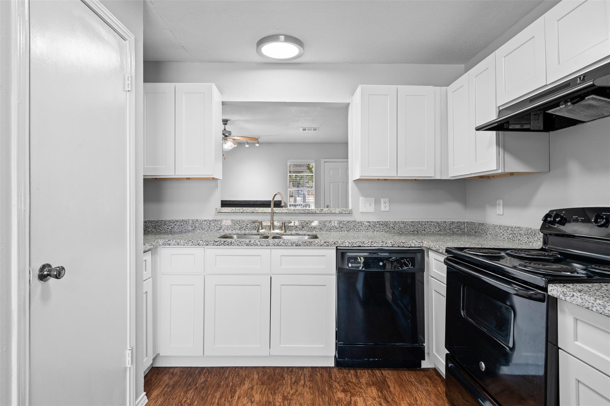 1806 River Crossing Cr Circle Austin TX 78741