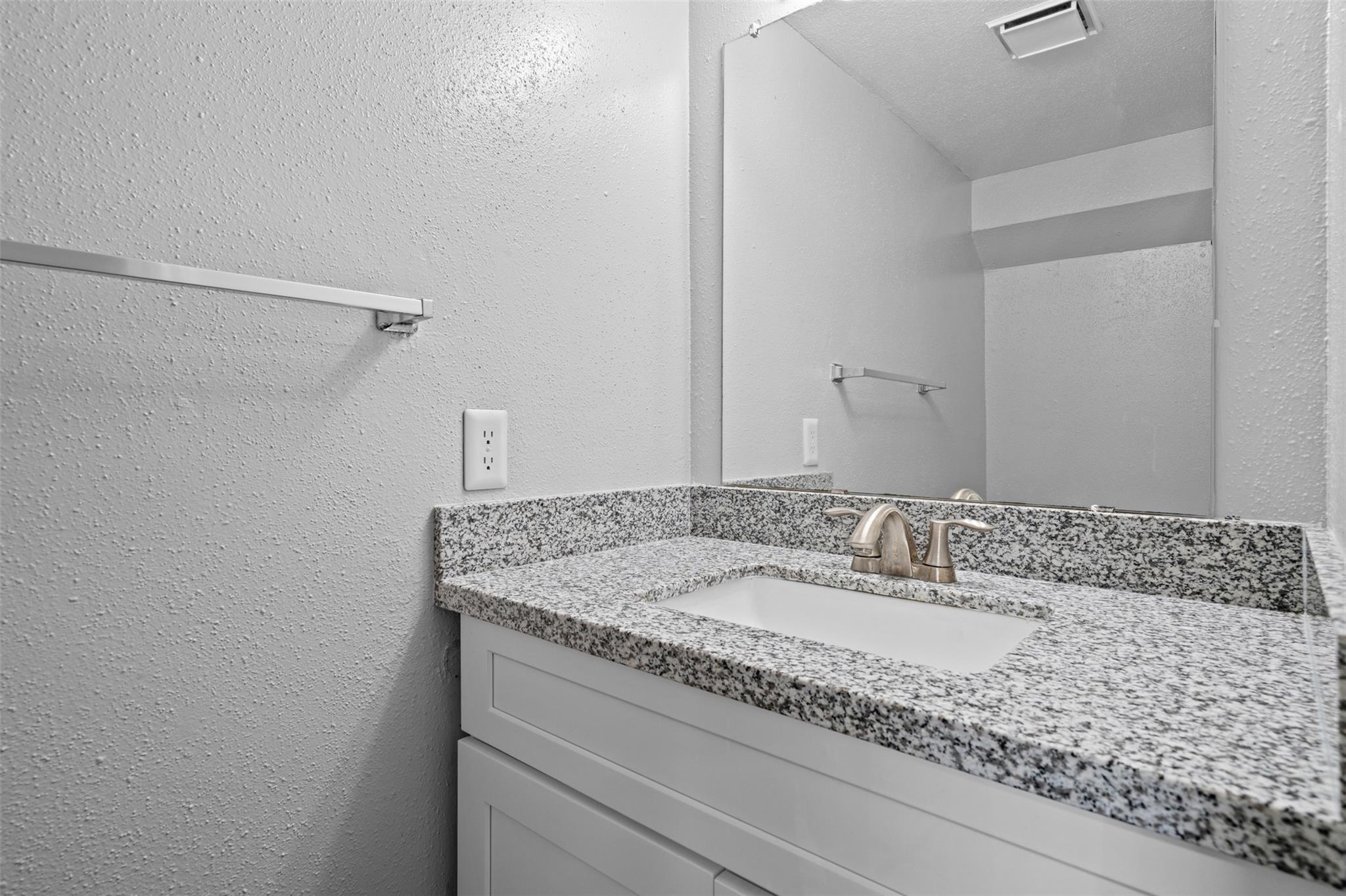1806 River Crossing Cr Circle Austin TX 78741