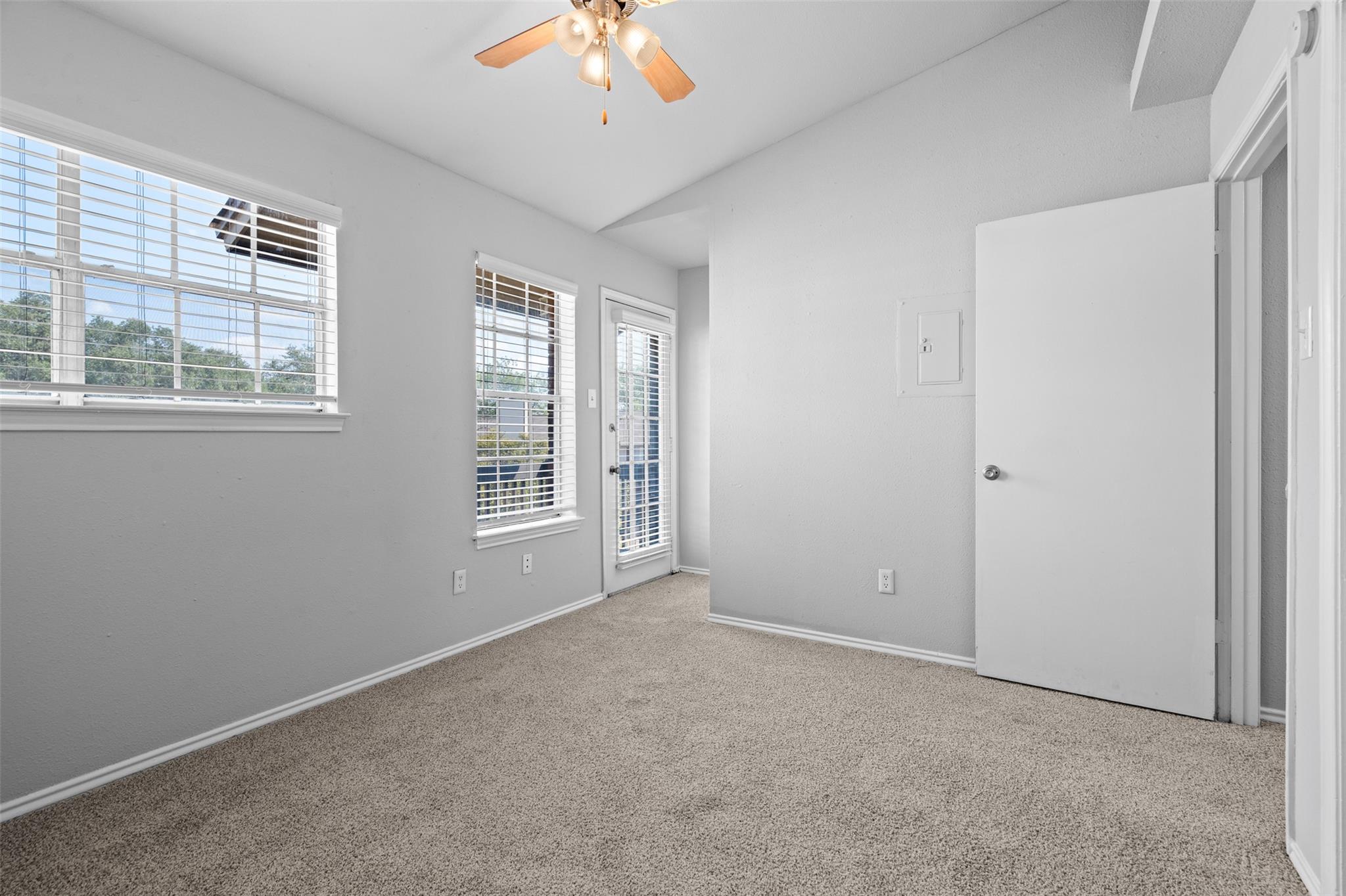 1806 River Crossing Cr Circle Austin TX 78741