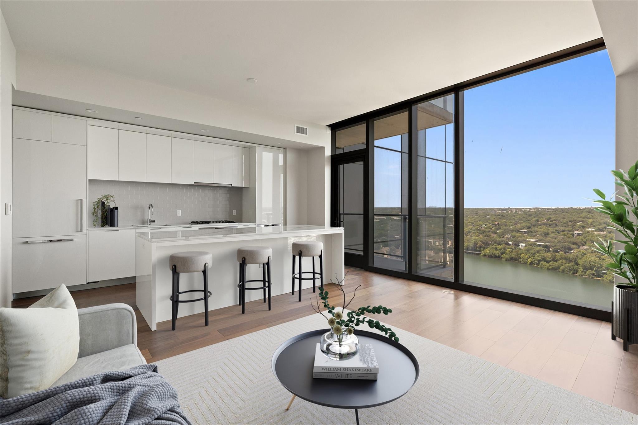 44 East Avenue Austin TX 78701