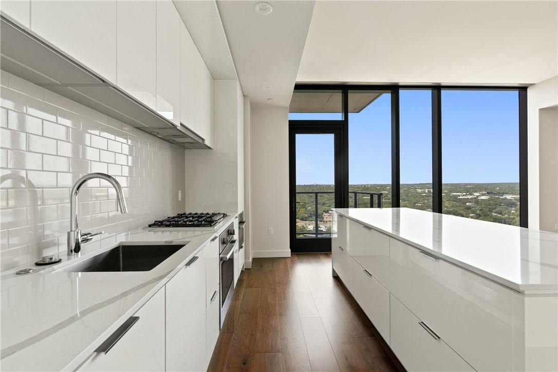 44 East Avenue Austin TX 78701