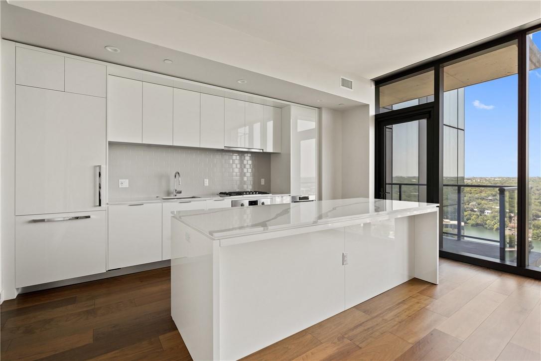 44 East Avenue Austin TX 78701