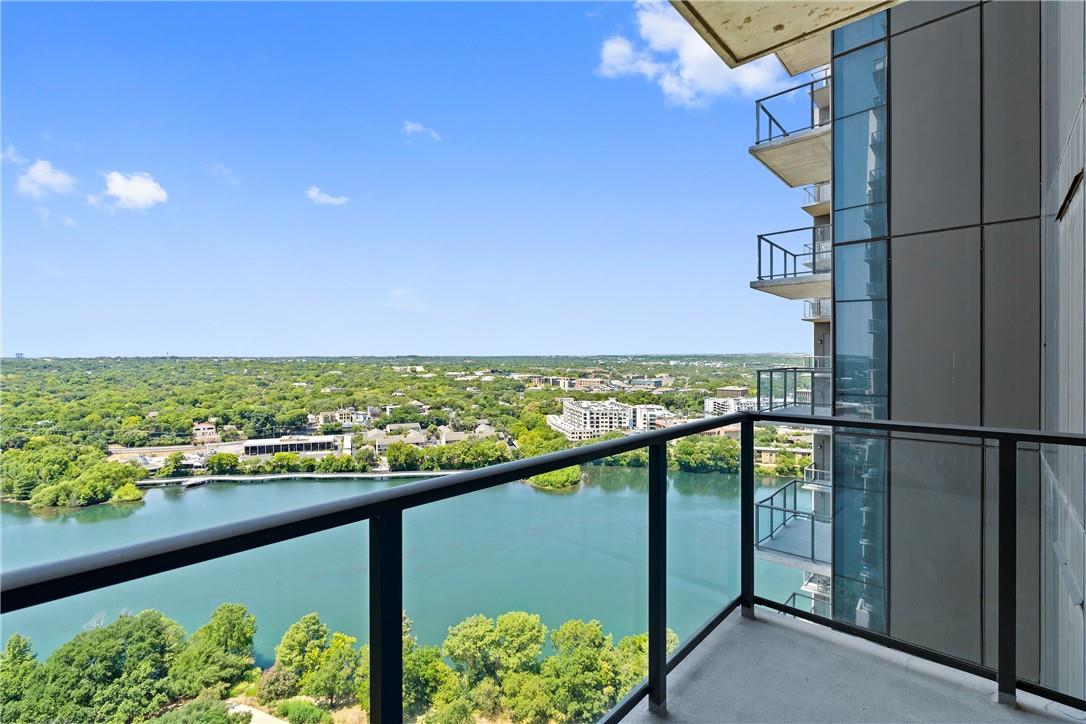 44 East Avenue Austin TX 78701