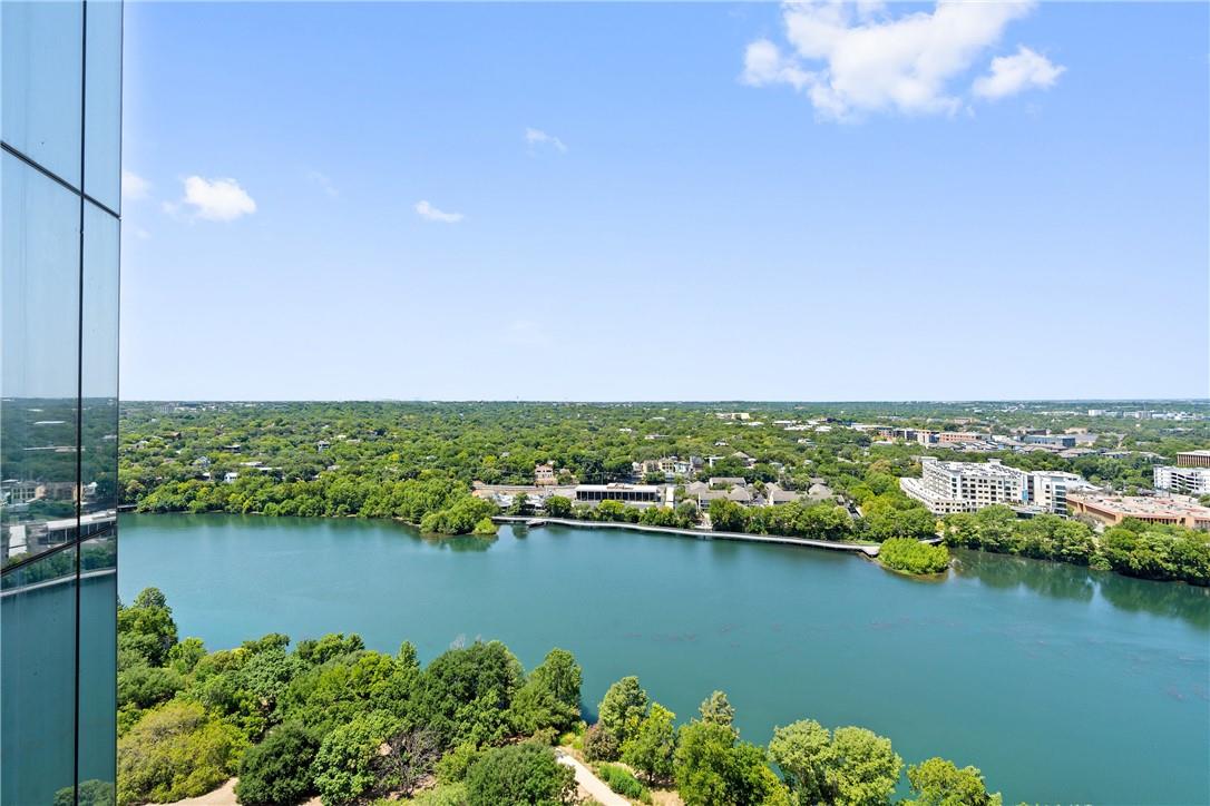 44 East Avenue Austin TX 78701