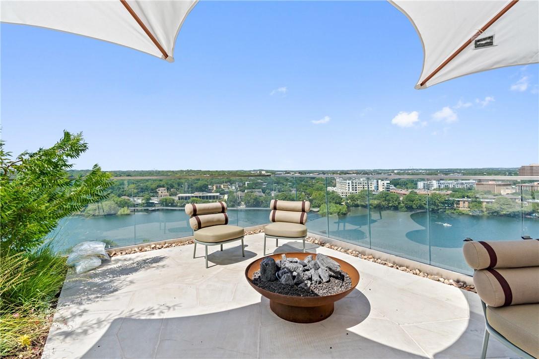 44 East Avenue Austin TX 78701