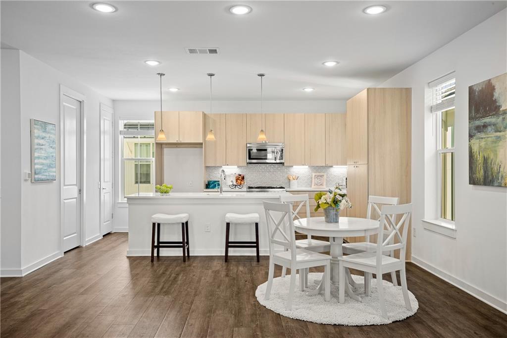 2624 Metcalfe Road Austin TX 78741