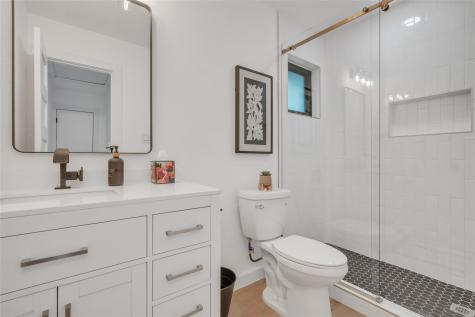 2100 Apricot Glen Drive Austin TX 78746