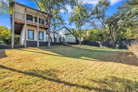 2100 Apricot Glen Drive Austin TX 78746