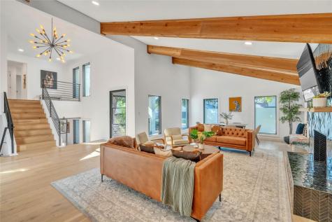 2100 Apricot Glen Drive Austin TX 78746