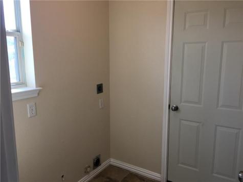 312 Estate Drive Hutto TX 78634