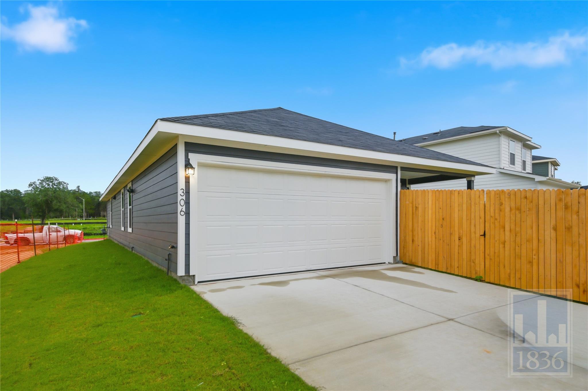 306 Constanza Trail Bastrop TX 78602