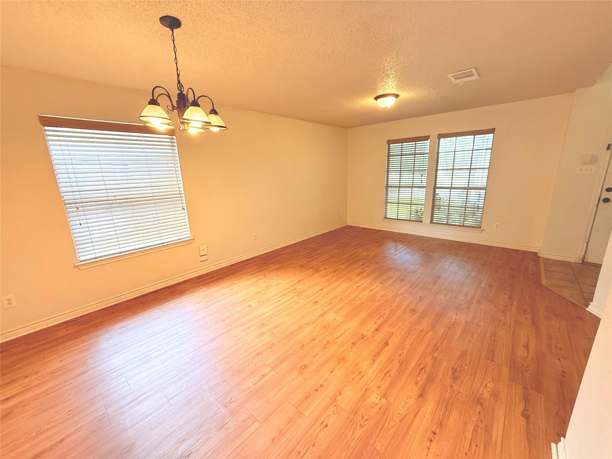 2009 Mimosa Cove Round Rock TX 78664