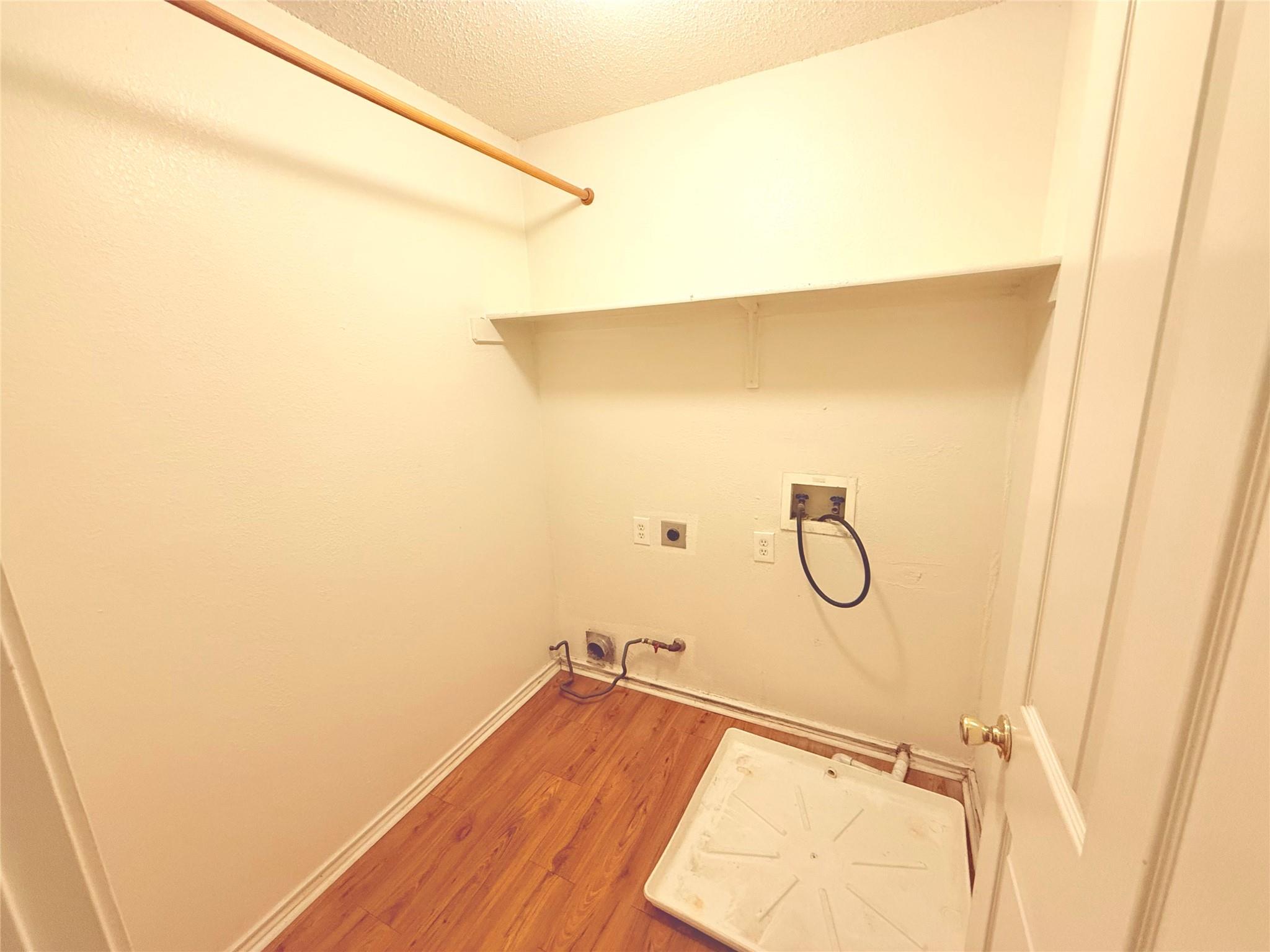 2009 Mimosa Cove Round Rock TX 78664
