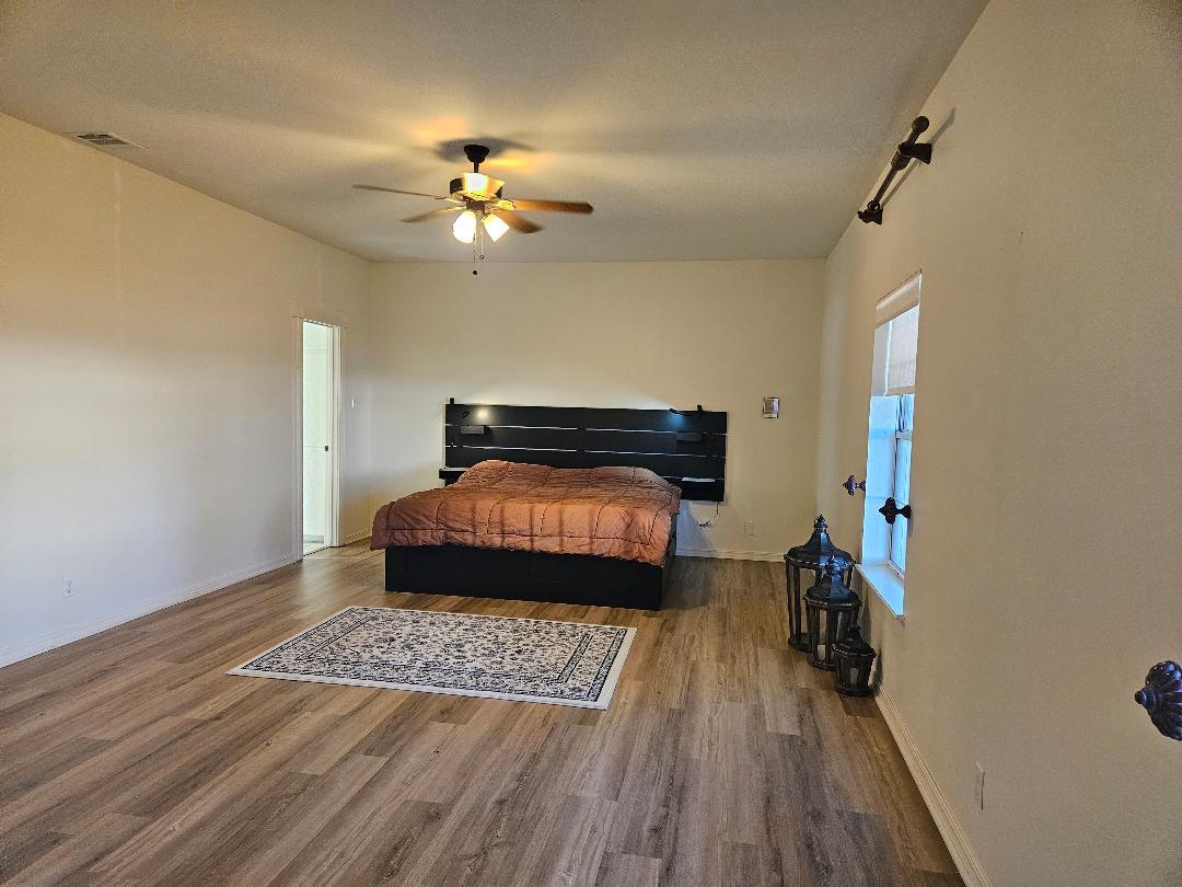 710 N Avenue C Elgin TX 78621
