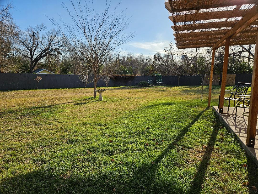 710 N Avenue C Elgin TX 78621