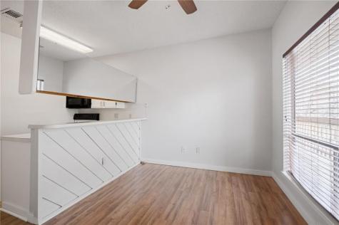 2210 Pearl Street Austin TX 78705