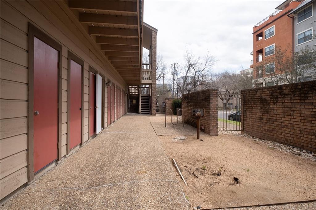 2210 Pearl Street Austin TX 78705