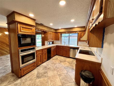 1602 Yokley Road Rockdale TX 76567