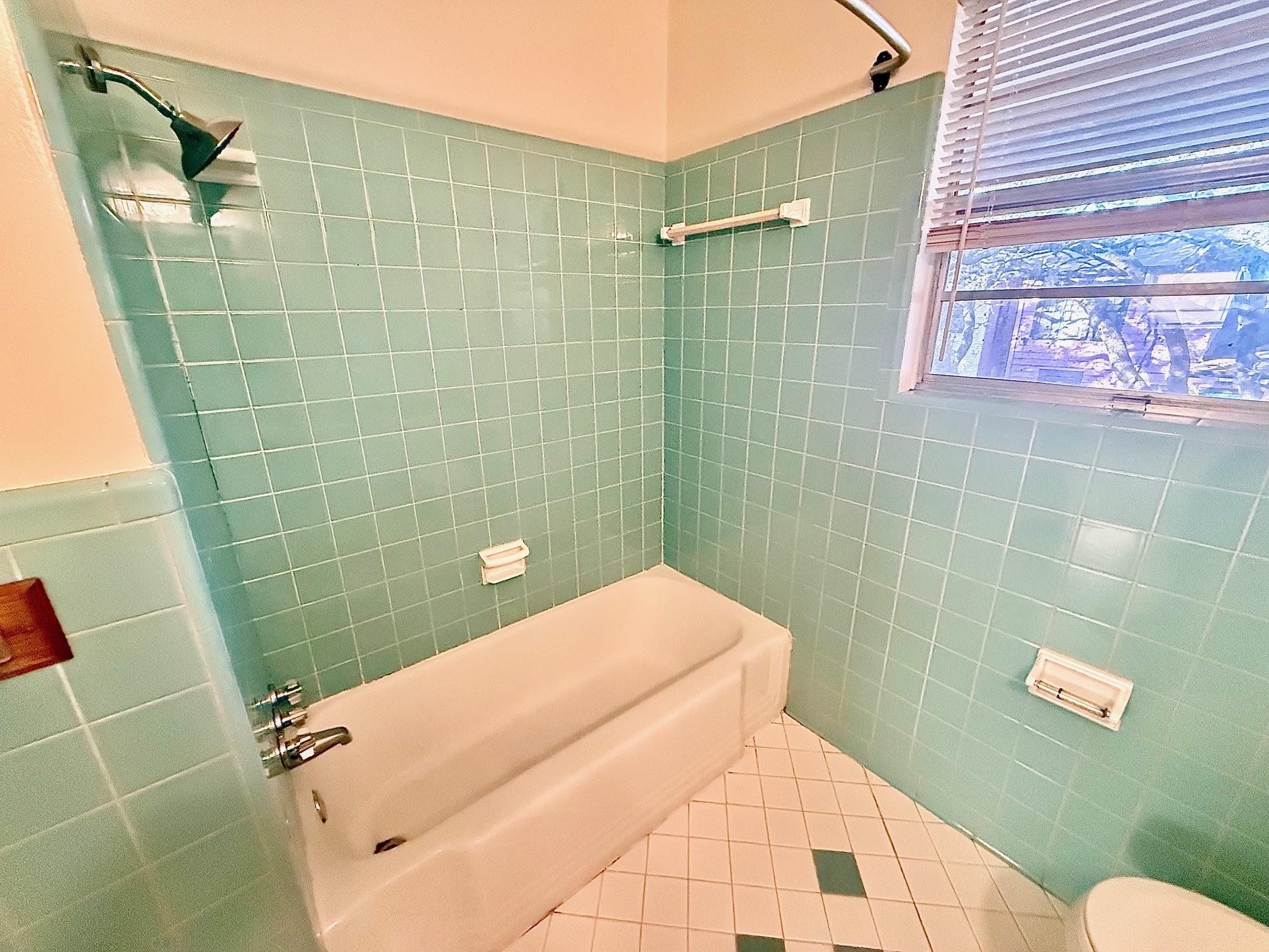 2411 S 5th Street Austin TX 78704