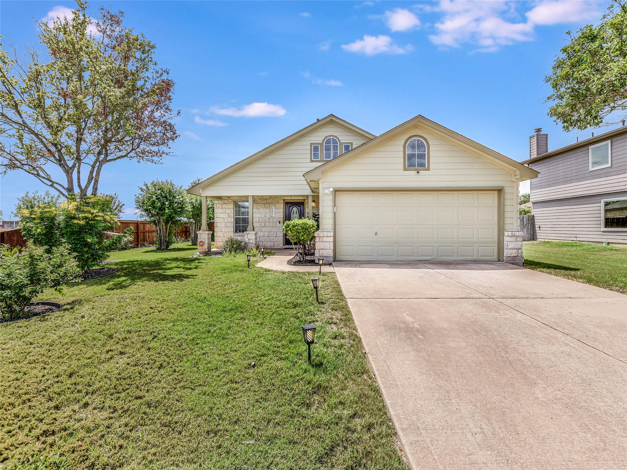 202 Schaefer Boulevard Bastrop TX 78602