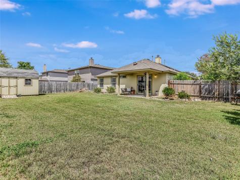 202 Schaefer Boulevard Bastrop TX 78602